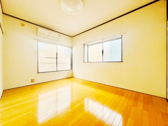 居室 シルキーハイツ