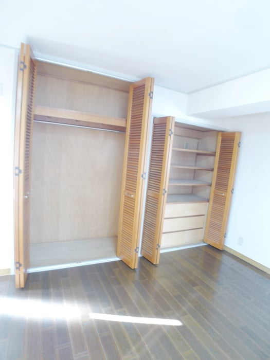 収納 第73プレジデント吉敷（601）