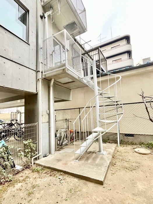 玄関 岩渕マンシヨン