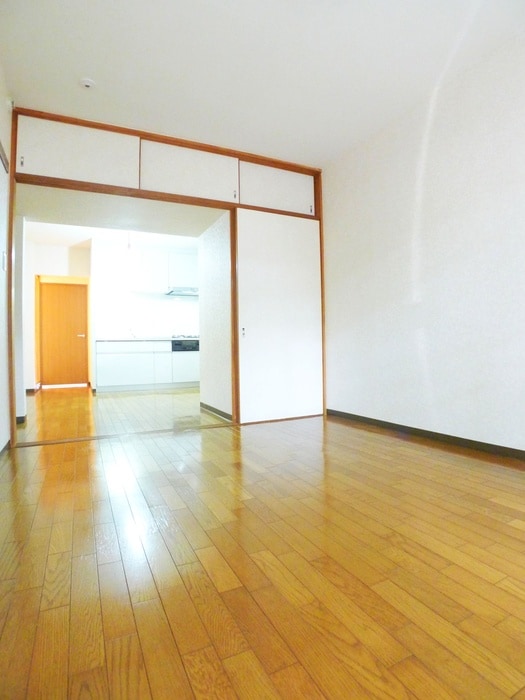 居室 クレスト松原