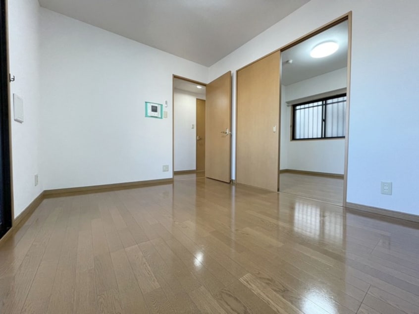 内観写真 ＣＯＳＷＯＲＴＨ　０４