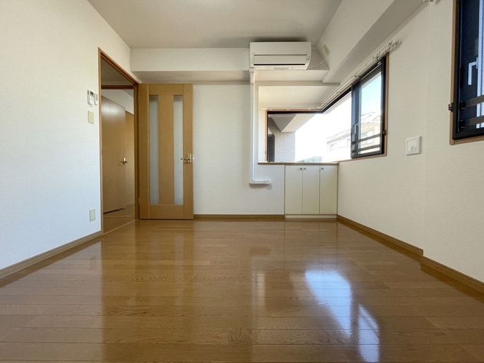 居室 ＣＯＳＷＯＲＴＨ　０４