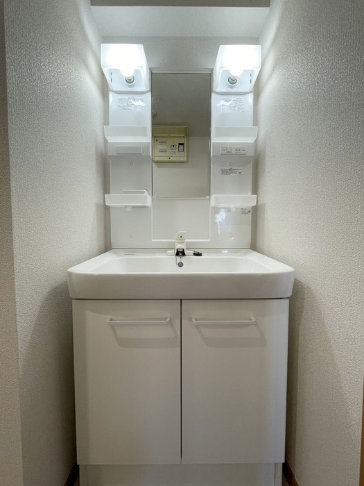 洗面 ＣＯＳＷＯＲＴＨ　０４