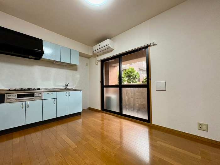 居室 ＣＯＳＷＯＲＴＨ　０４