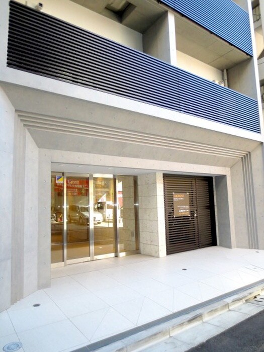 エントランス部分 ドルフ２１スミカ