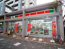 サンクス朝霞駅東口店(コンビニ)まで184m メゾン・ド・エモック