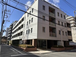 小田急コアロード目白(106)
