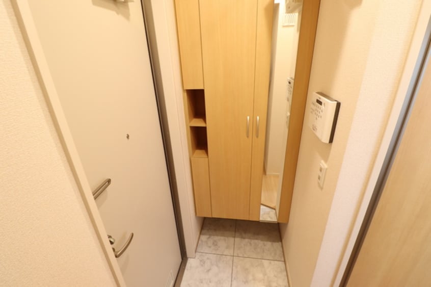 玄関 ライズ生田