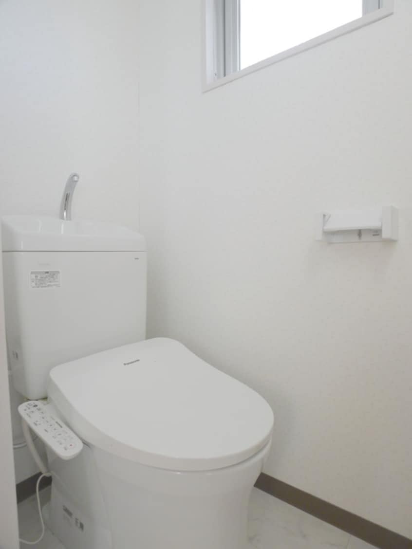 トイレ ブラウンハイツ