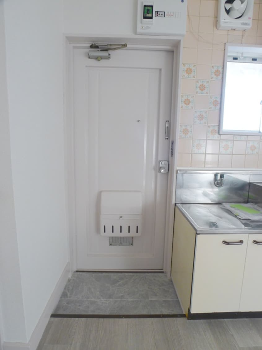 玄関 ブラウンハイツ