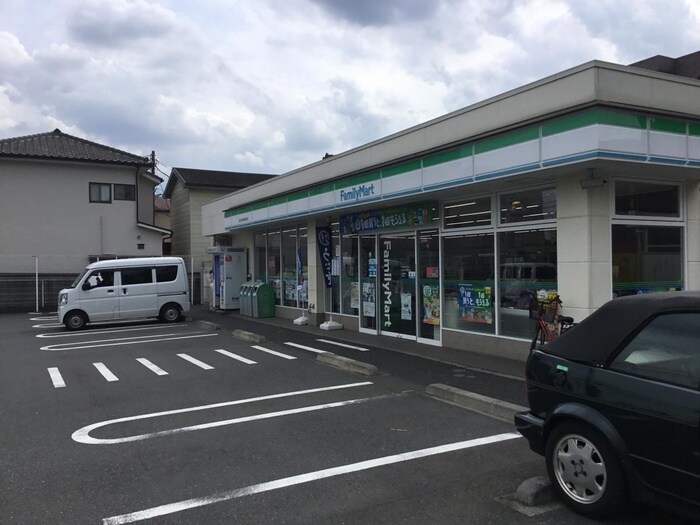 ファミリーマート新川吉祥寺通り店(コンビニ)まで566m IDEO（310）