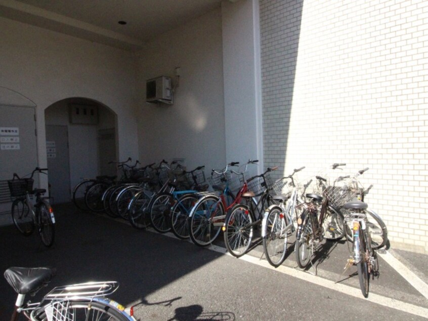 駐輪場 サンモールⅡ