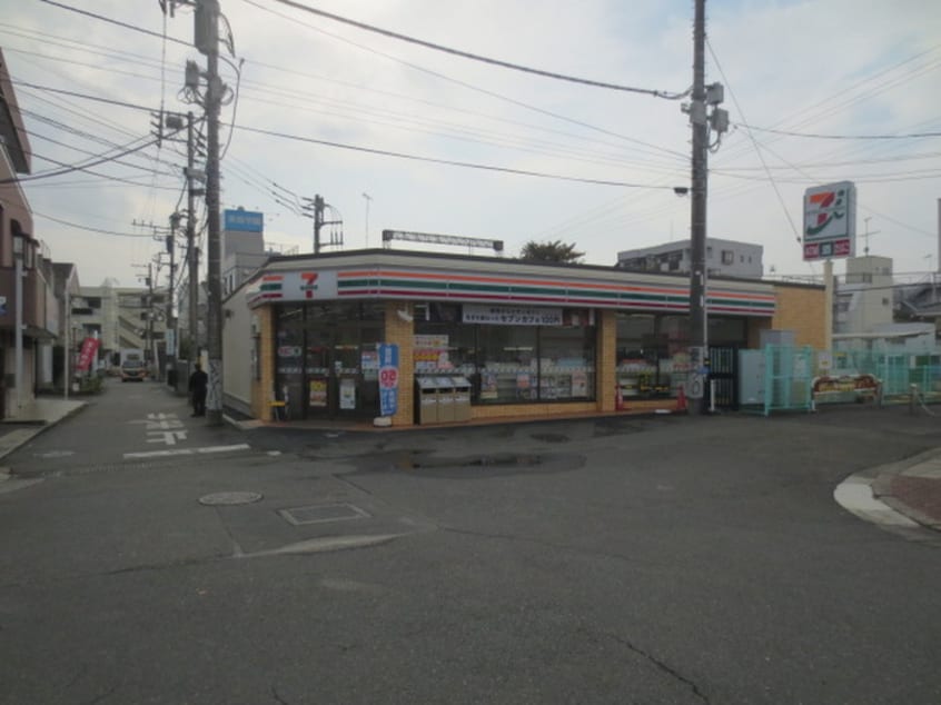 セブンイレブン(コンビニ)まで34m シャンポール桜ヶ丘