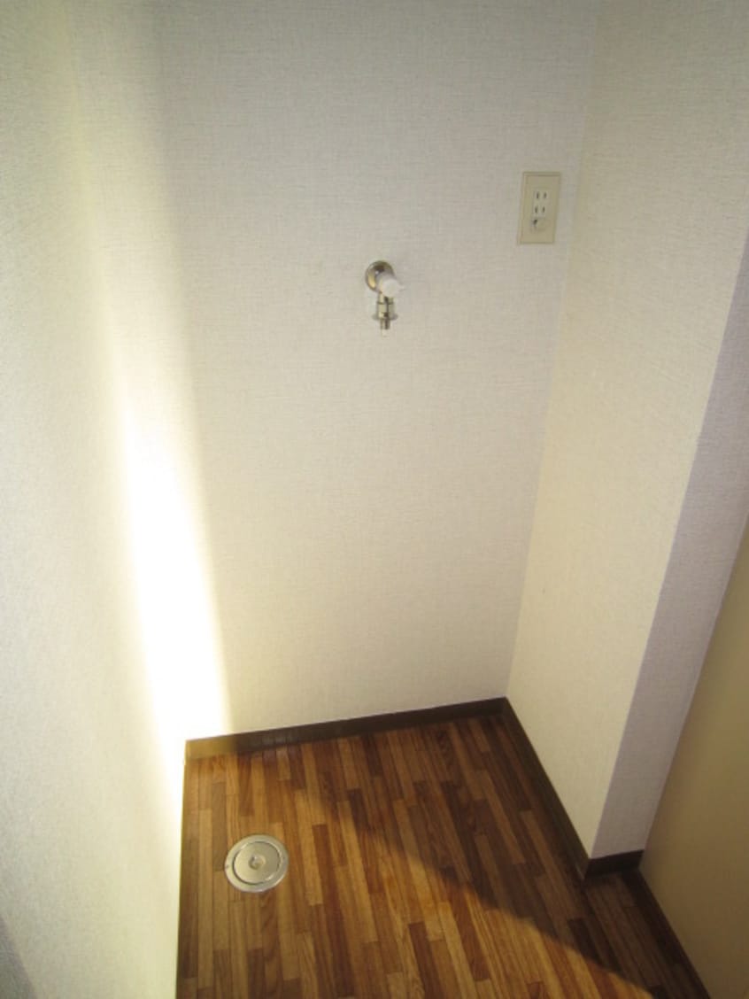 洗濯機置場 ベル シティー Ｂ