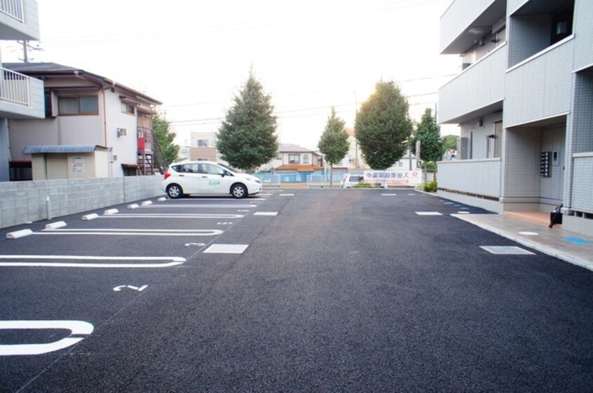 駐車場 グランパルクセゾン