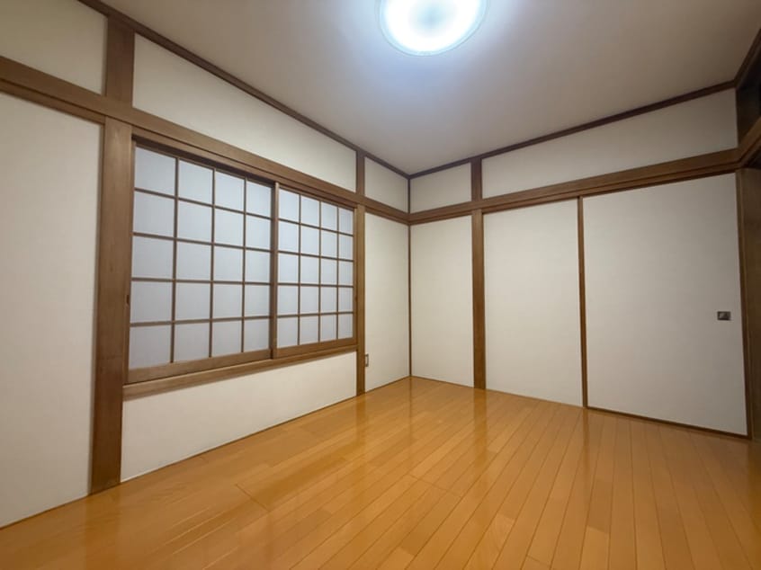 居室 石川町2丁目戸建