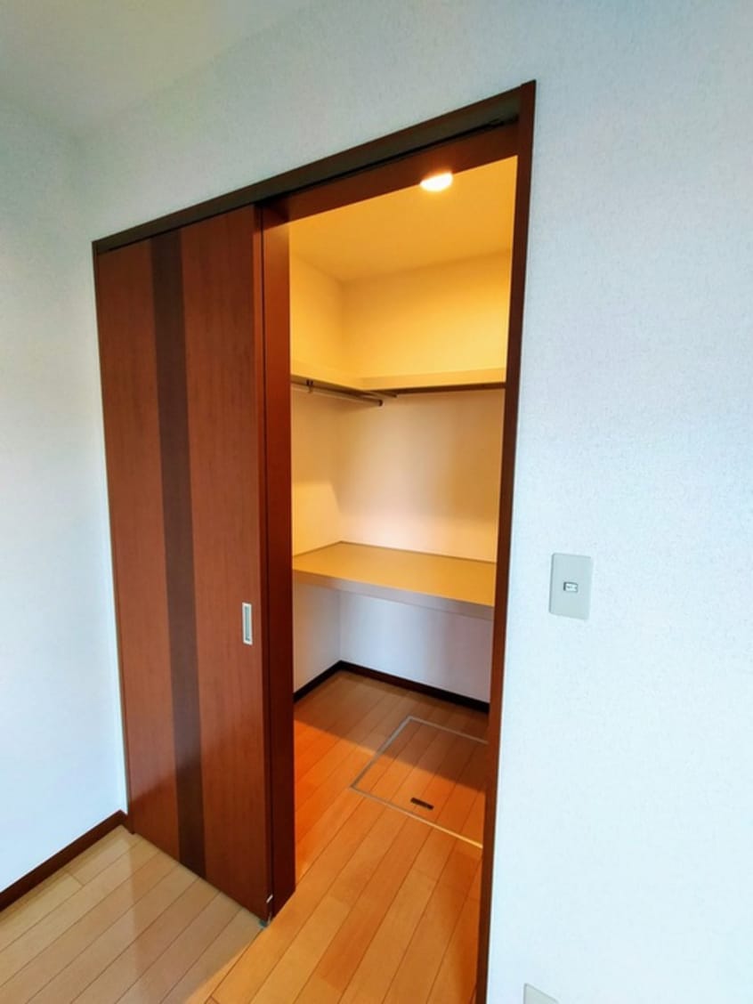 収納 プリームスⅢ