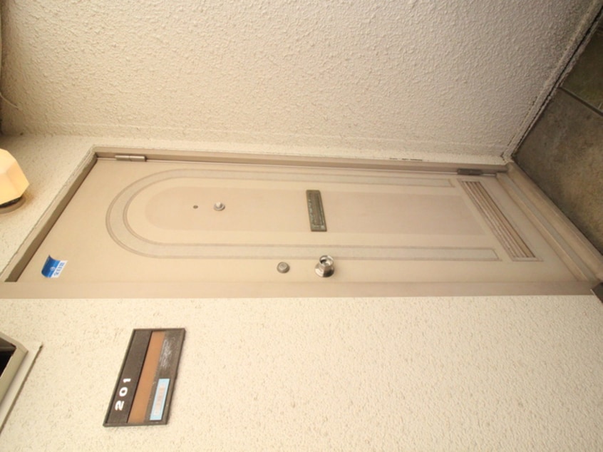 玄関 カーサマリーナ