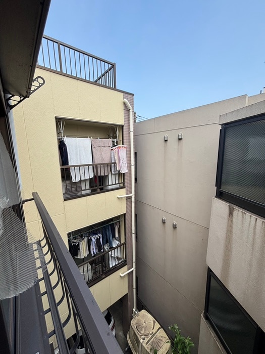 室内からの展望 ハイツ吉田