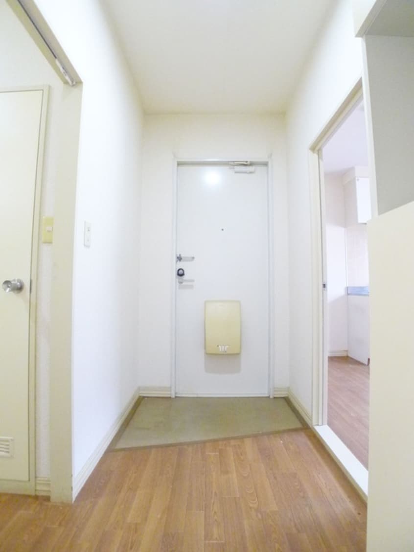 玄関 メゾン日暮