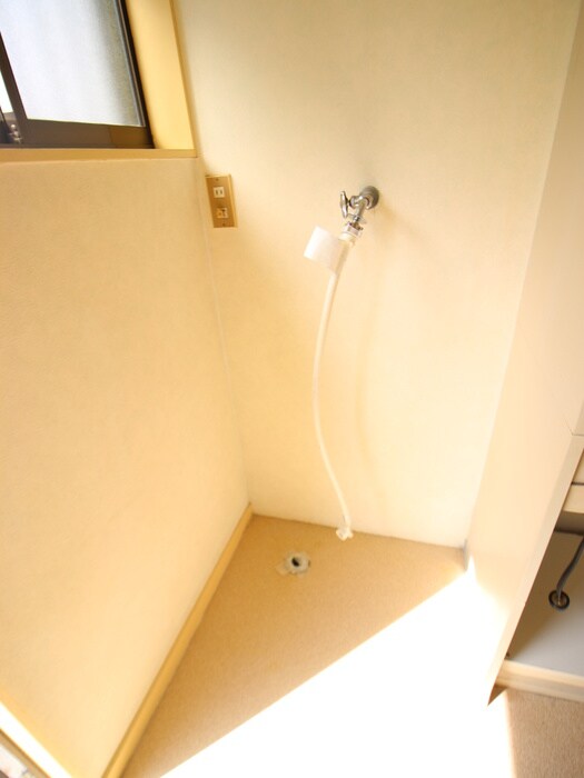 洗濯機置場 ネオパレス中瀬