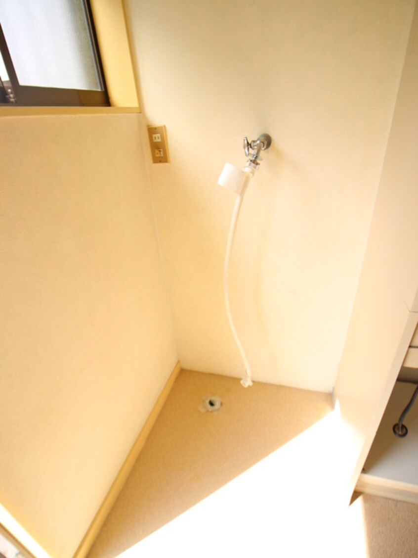 洗濯機置場 ネオパレス中瀬