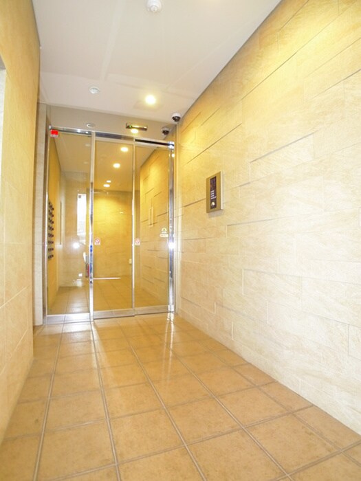 エントランス部分 ＭＡＸＩＶ一之江(802）