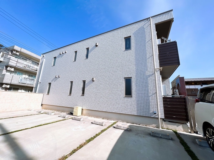 駐車場 リヴィエール