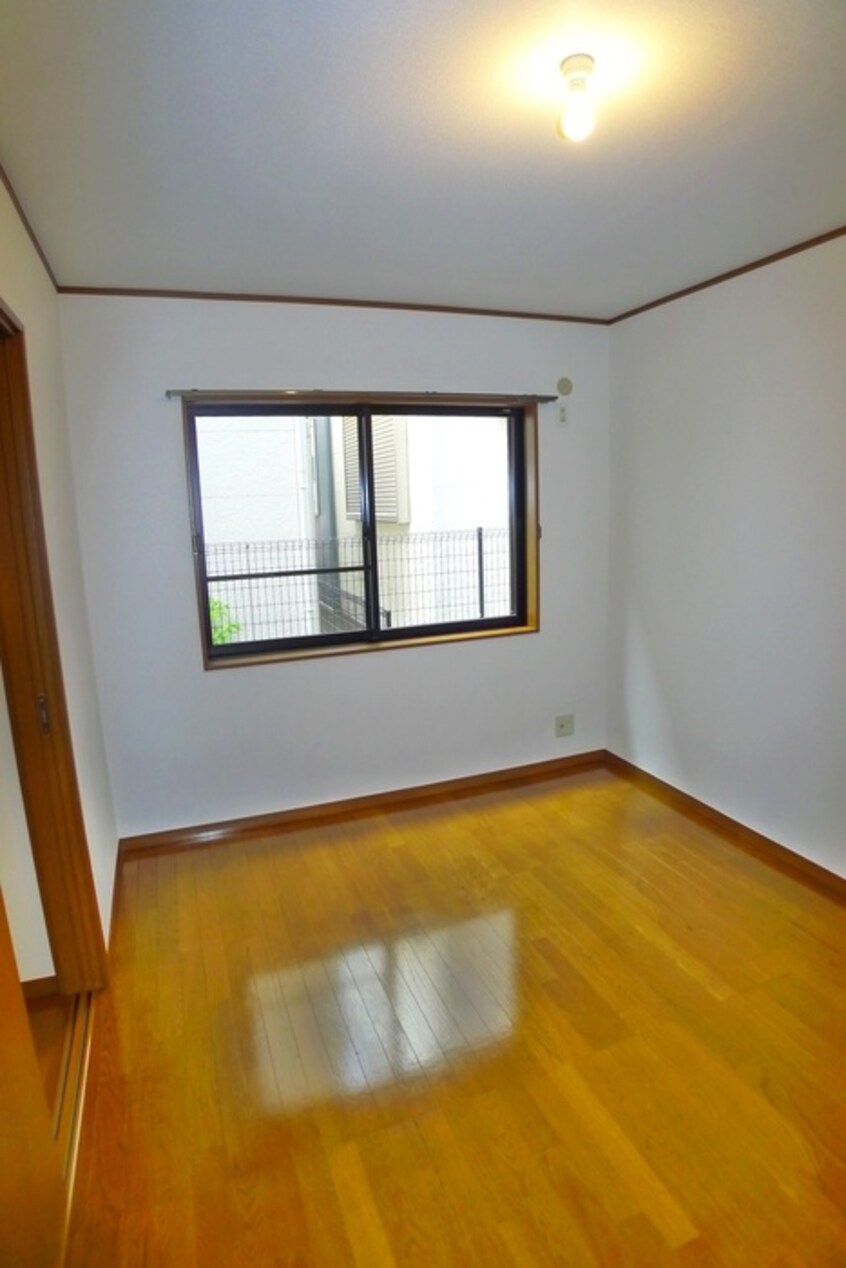 居室 メゾンブリ－ズ