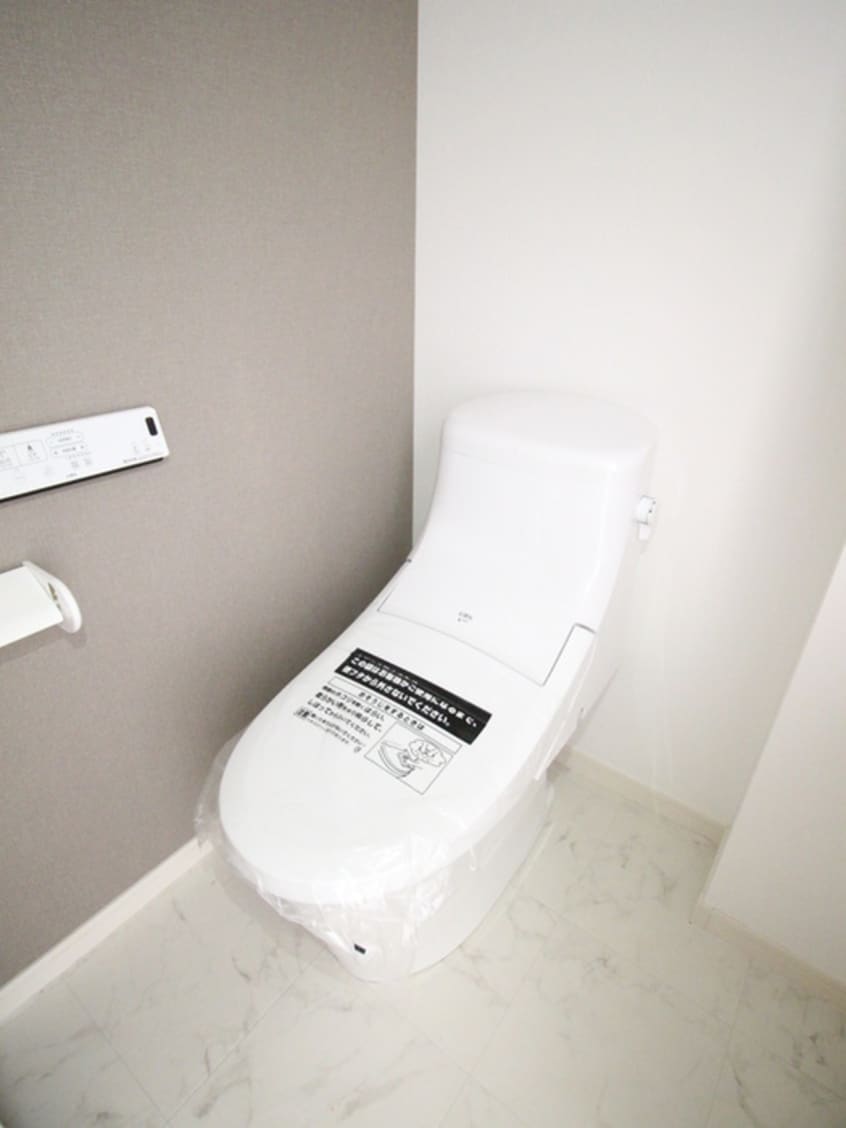 トイレ プレミアムコート鶴見