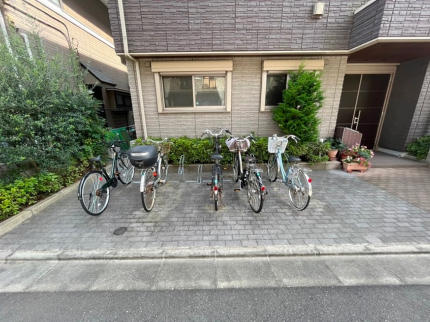 駐輪場 グレース多摩川