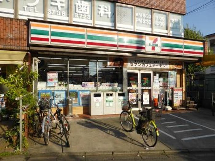 セブンイレブン鎌田２丁目店(コンビニ)まで396m グレース多摩川