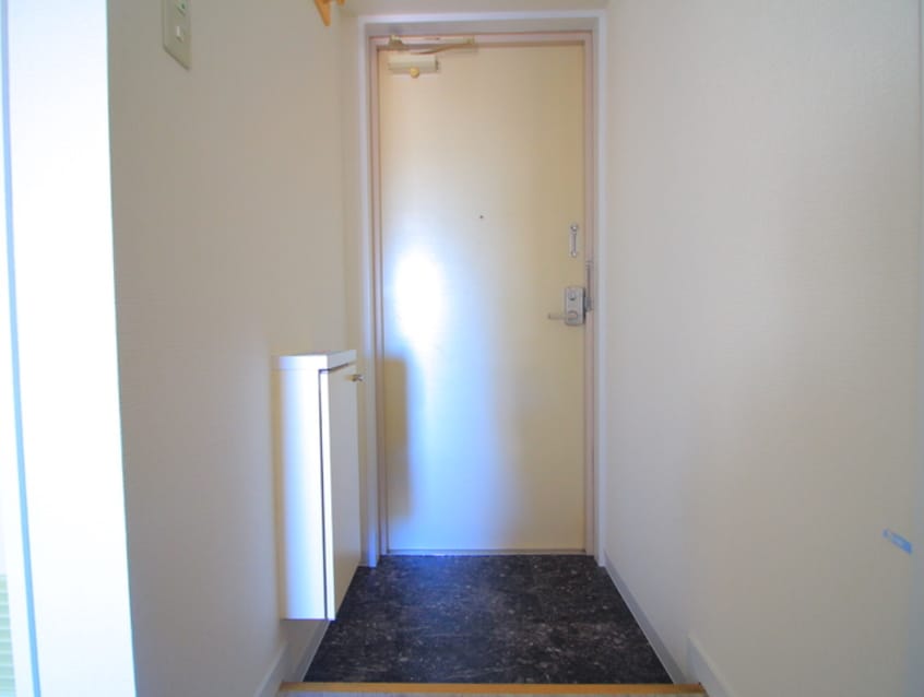 玄関 Ｓａｌｏｔｔｏ　Ｗａｄａ