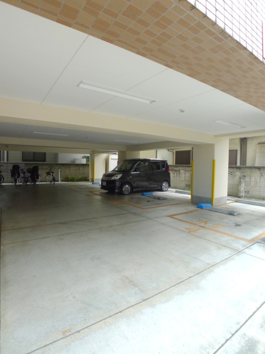 駐車場 コンフォートマンション仲町第2