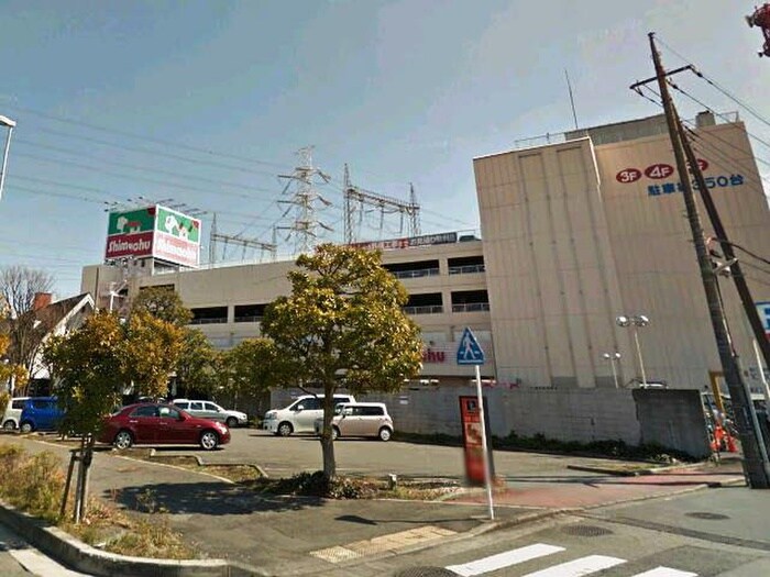 島忠(電気量販店/ホームセンター)まで498m