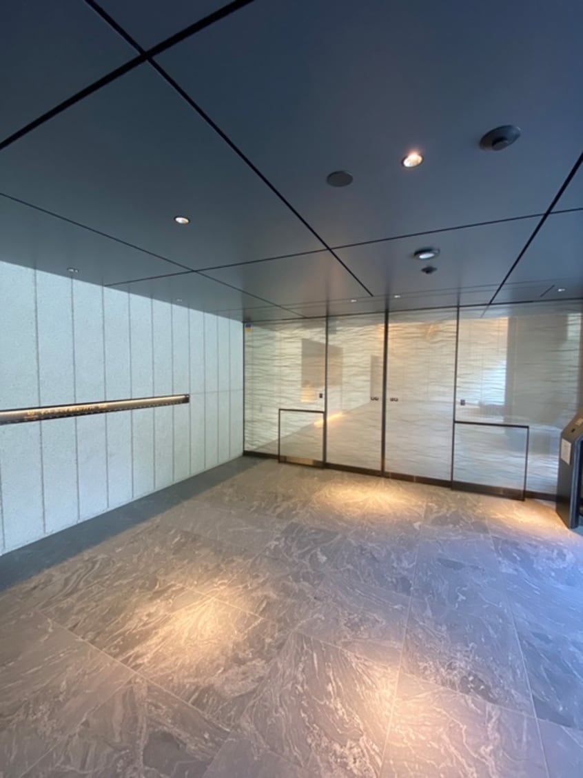 エントランス部分 ｻﾞ･ﾊﾟｰｸﾊﾋﾞｵ神楽坂ﾚｼﾞﾃﾞﾝｽSouth