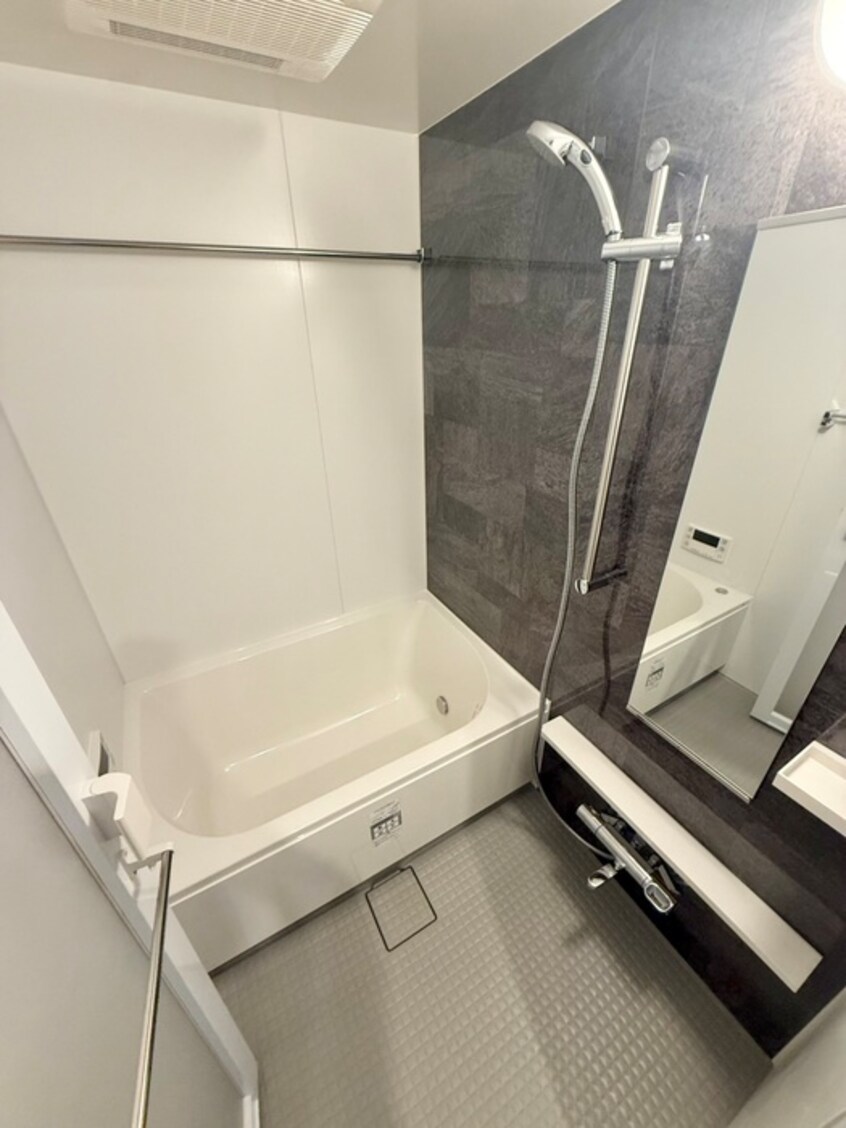 バス／シャワールーム等 ｻﾞ･ﾊﾟｰｸﾊﾋﾞｵ神楽坂ﾚｼﾞﾃﾞﾝｽSouth