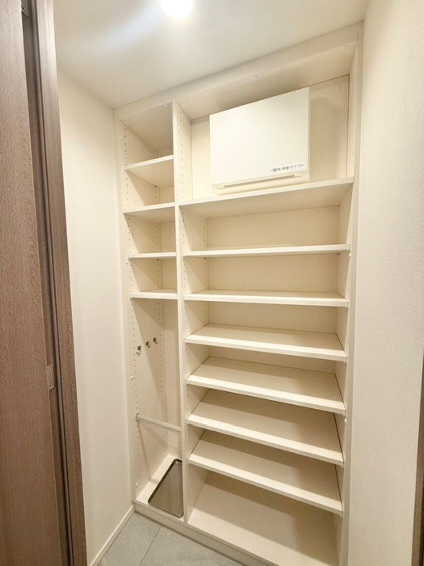 靴箱 ｻﾞ･ﾊﾟｰｸﾊﾋﾞｵ神楽坂ﾚｼﾞﾃﾞﾝｽSouth