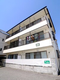 スプリングハイツ