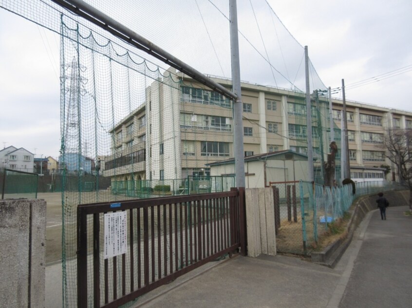 川崎市立野川中学校(中学校/中等教育学校)まで1000m 野川住宅 １号棟（401）