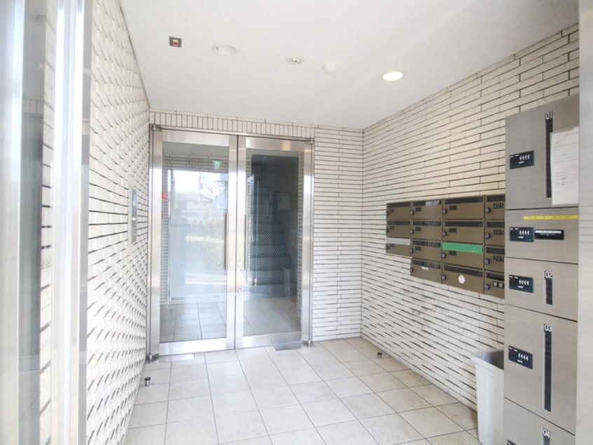 エントランス部分 プラティーク練馬大泉