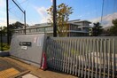 多摩市立多摩第二小学校(小学校)まで750m ウッド・スクエアＢ