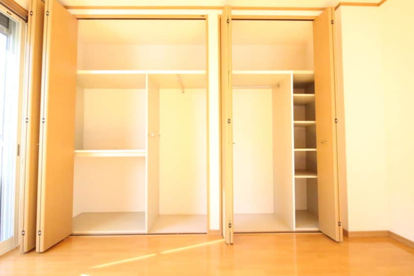 収納 セレブラ－レもえぎ野