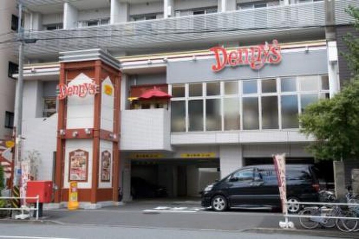 デニーズ新宿山吹町店(その他飲食（ファミレスなど）)まで146m フェニックス早稲田(803)