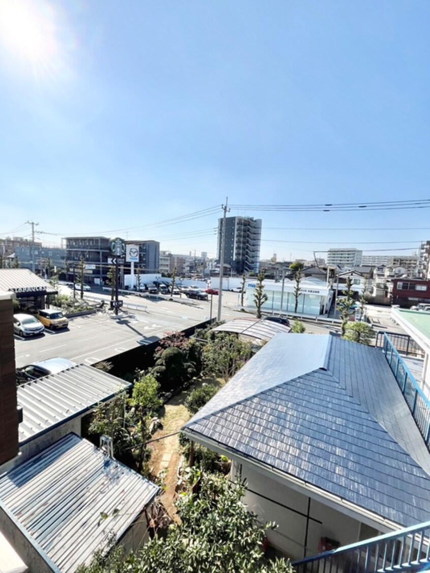 室内からの展望 Ｐｒｅｌｕｄｅ　Ｇａｒｄｅｎ