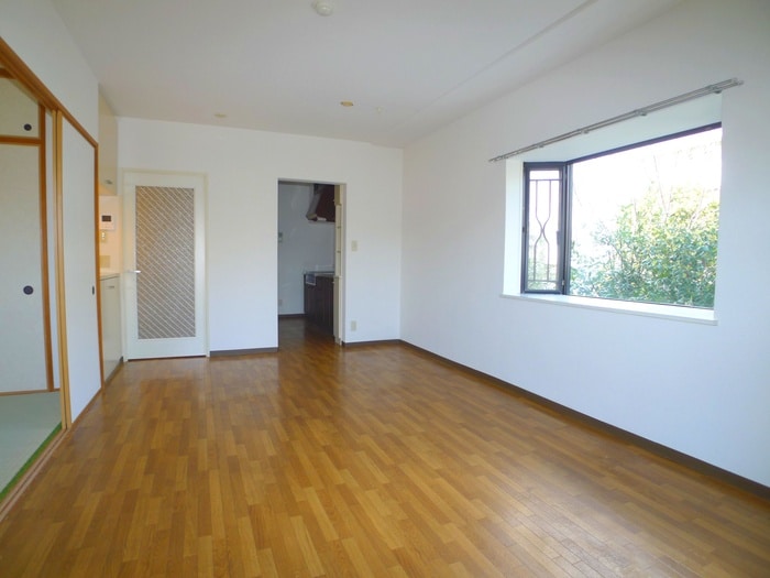 居室 イーストパーク胡録台