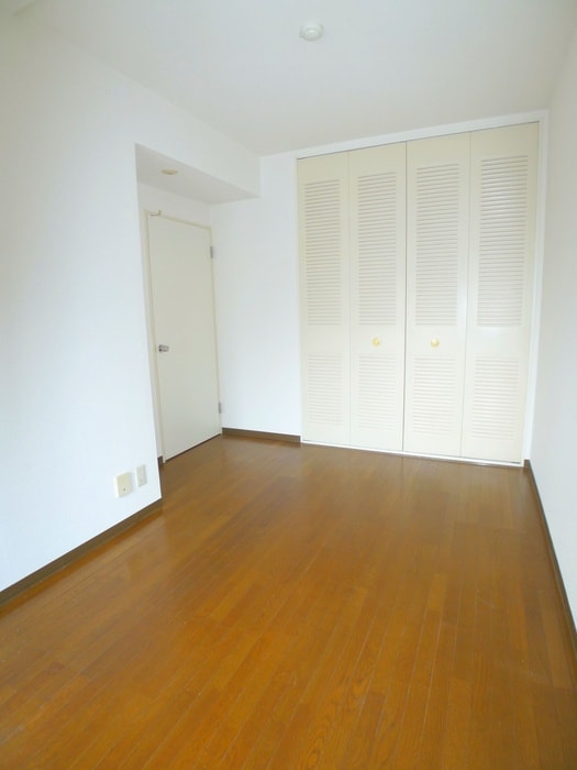 居室 イーストパーク胡録台