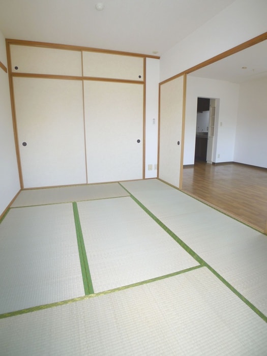 居室 イーストパーク胡録台