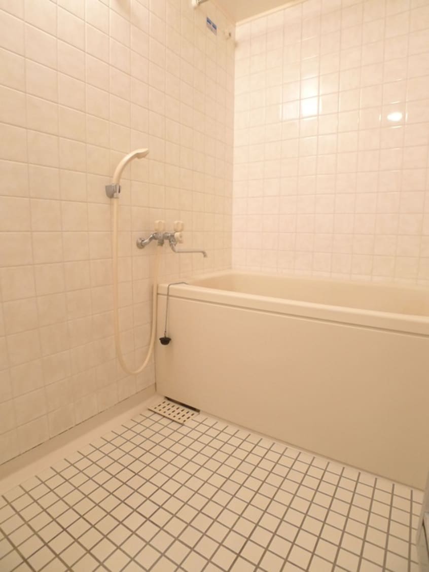 バス／シャワールーム等 イーストパーク胡録台