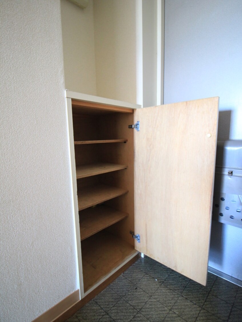 靴箱 ハイライフ白楽